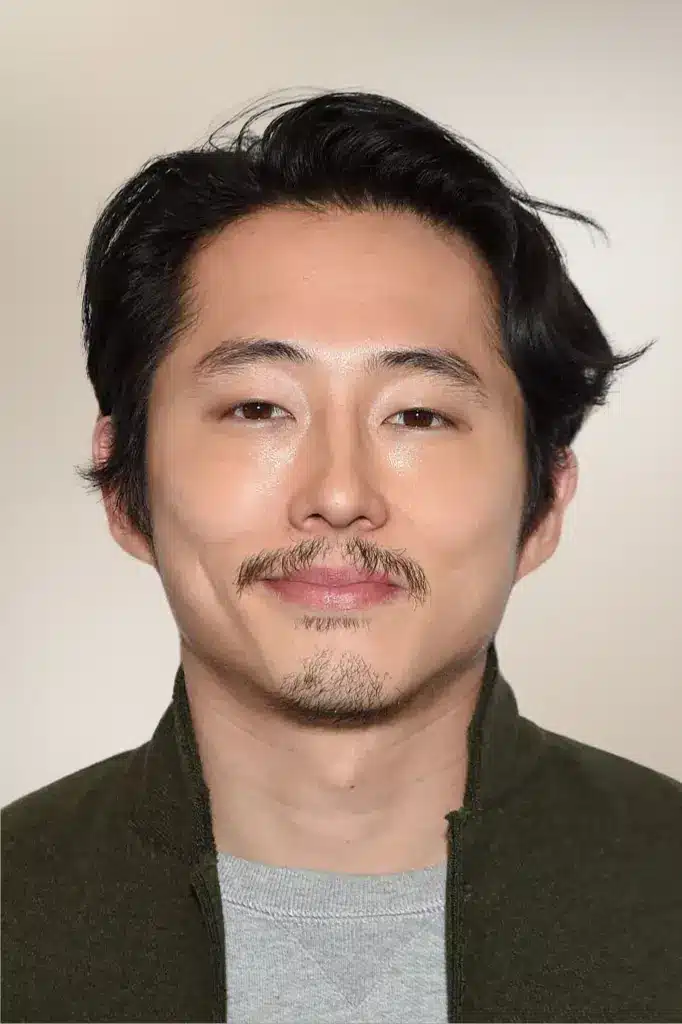 Steven Yeun og frisure til tyndt hår som mand