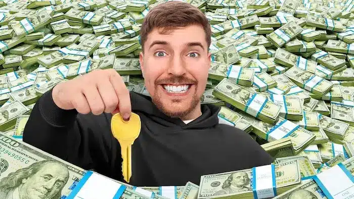 Mr. beast viser her en kuffert fyldt med penge