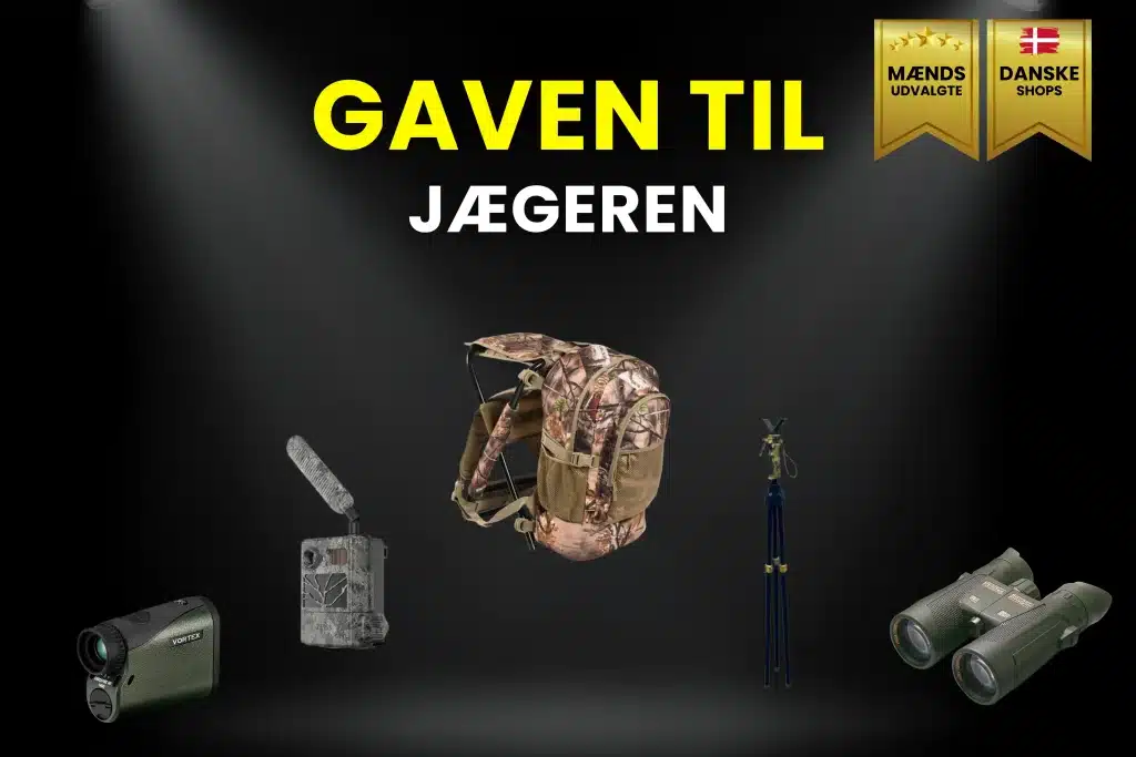 Billede af gaver til jægeren. Det er bla. en jægertaske, vildtkamera, kikkert, skydestativ og mere